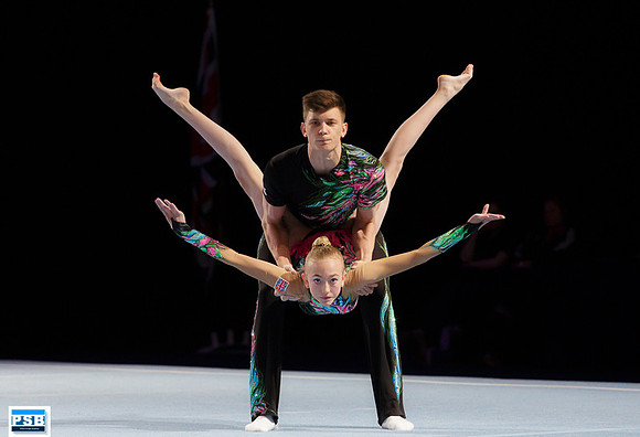 BG_Acro__M4A6391-Edit-Edit